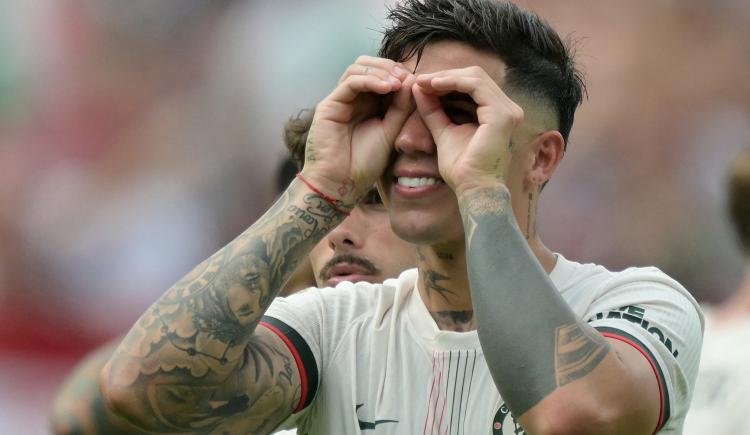 Imagen de Enzo Fernández valoró la victoria de Chelsea y opinó sobre la vuelta de Paredes a Boca