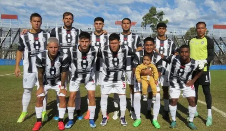 Imagen de La AFA suspendió a cuatro jugadores de El Porvenir por posible amaño de partidos