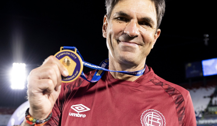 Imagen de Mauricio Pellegrino citó a Carlos Bianchi tras la consagración de Lanús: "Me acuerdo cuando dijo..."
