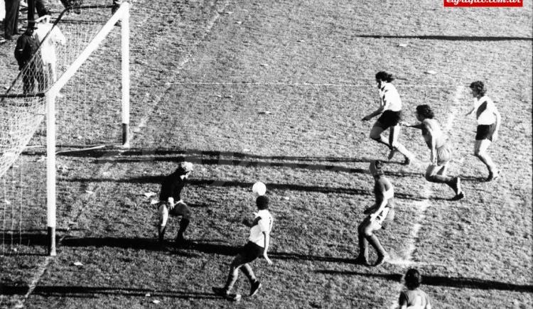 Imagen de La similitud de Manchester - Lyon con el Boca vs. River de 1972
