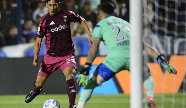 Imagen de Rodrigo Aliendro anotó después de un año y selló la goleada de River