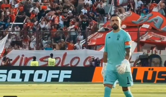 Imagen de El histórico récord que alcanzó Hernán Galíndez en Huracán