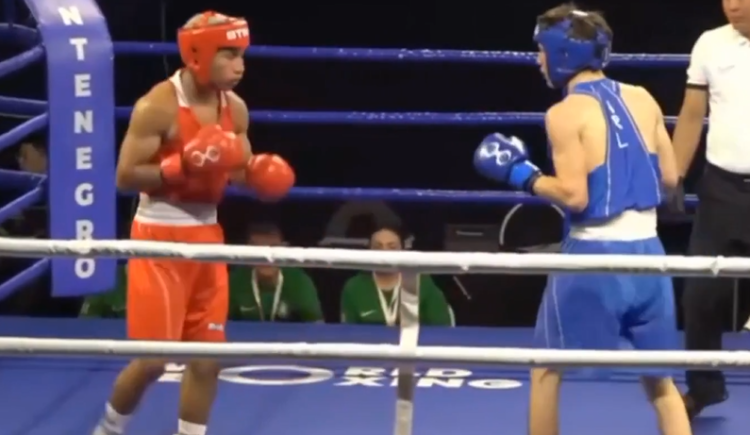 Imagen de Histórico: Nicolás Peralta campeón mundial juvenil de boxeo