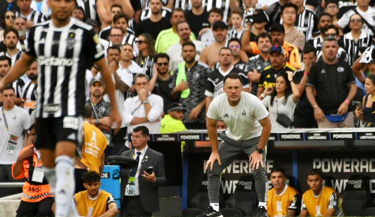 Imagen de Gabriel Milito, realista: "Se nos escapó una oportunidad inmejorable"