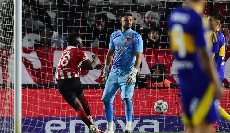 Imagen de La bronca de Chiquito Romero por el gol de Estudiantes: "Es chistoso esto"