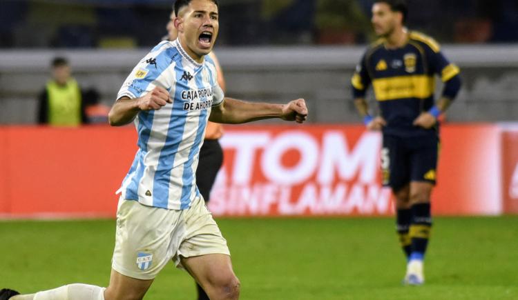 Imagen de Atlético Tucumán derrumbó las Paredes y dejó a Boca reducido a escombros