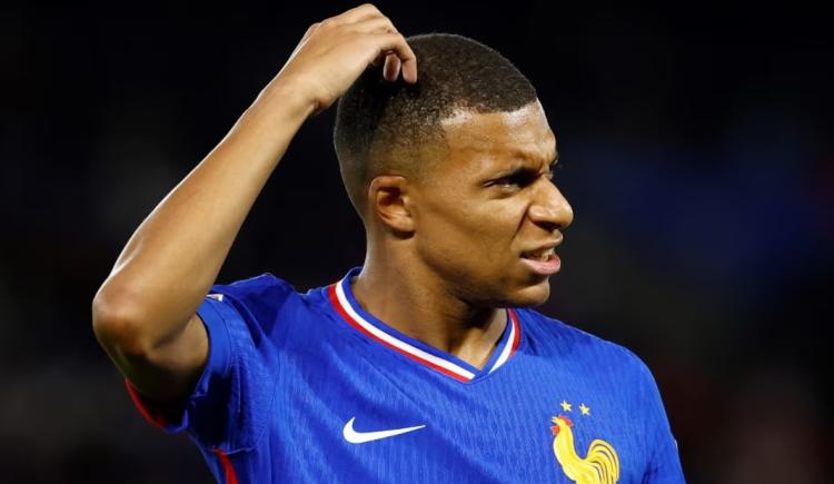 Imagen de Mbappé no pega una: por qué no está en la Selección de Francia