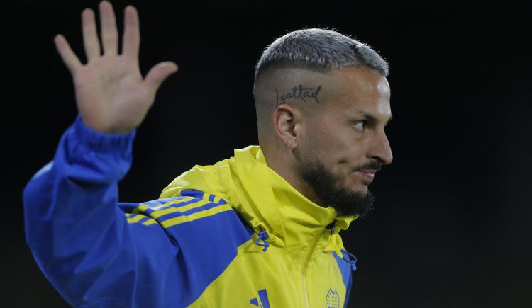 Imagen de ¿Vuelve al fútbol argentino? Darío Benedetto, tentado por un equipo de la Liga Profesional