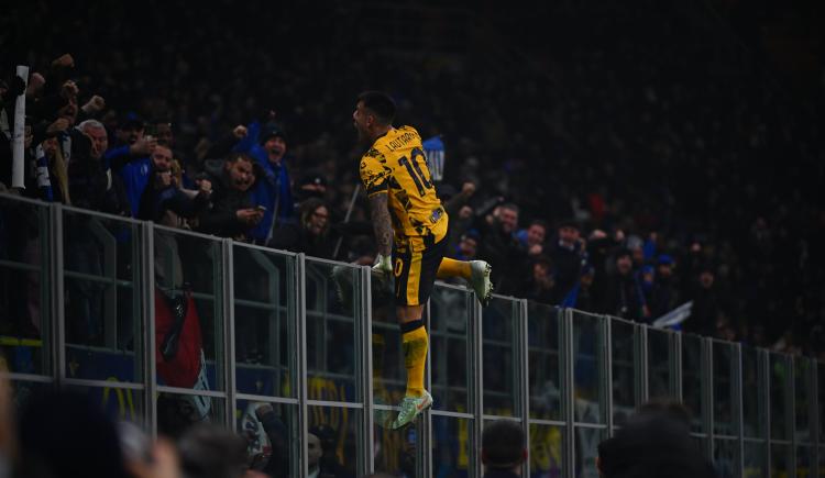 Imagen de Lautaro Martínez dejó a Inter en lo más alto de la Serie A