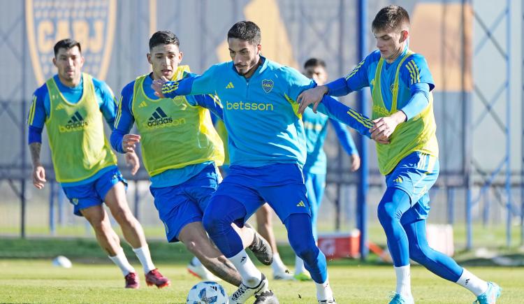 Imagen de Con Medel, una baja y un regreso, la lista de concentrados de Boca