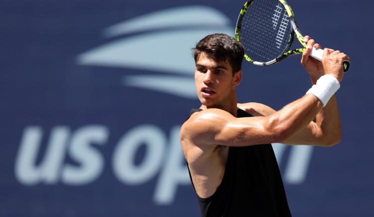 Imagen de Alerta: Carlos Alcaraz abandonó el entrenamiento en el US Open