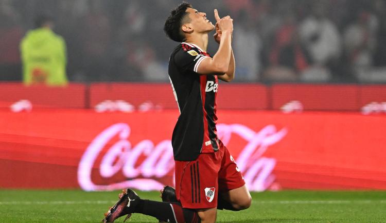 Imagen de Santiago Lencina, la joya de River: de cuánto es la cláusula y hasta qué momento tiene contrato