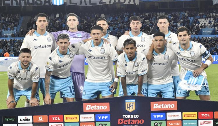 Imagen de Problemas para Costas: se desgarró una de las figuras de Racing