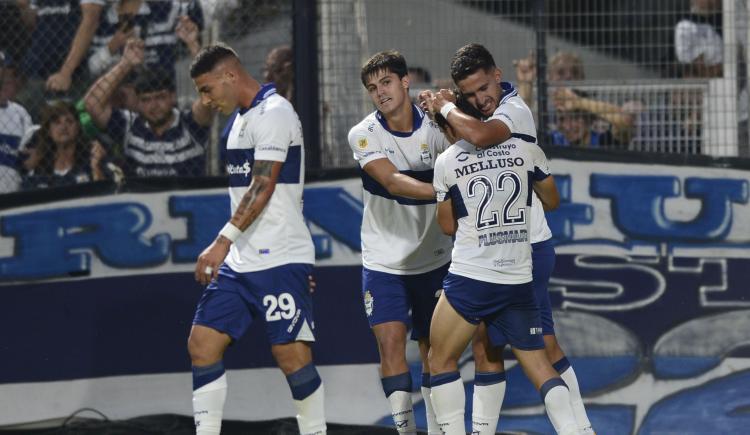 Imagen de Aulló en el final: Gimnasia venció agónicamente a Platense y respira