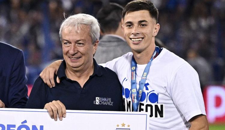 Imagen de ¿Vélez vendería a Valentín Gómez al mercado local?: la respuesta de Fabián Berlanga