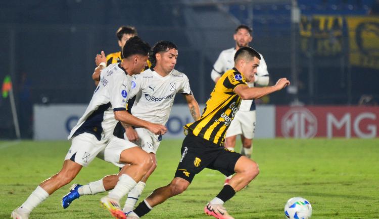 Imagen de Independiente perdió en Paraguay y quedó último en el Grupo A