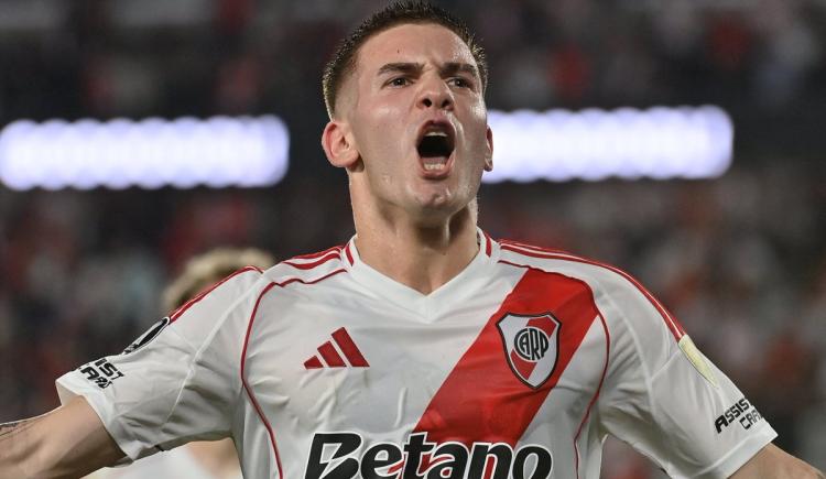 Imagen de River aplastó a Independiente del Valle y se clasificó a los octavos de final