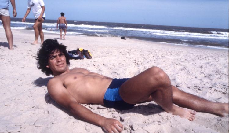 Imagen de "No quiero saber más nada": el Maradona de 18 años que imaginaba retirarse y vivir en la montaña