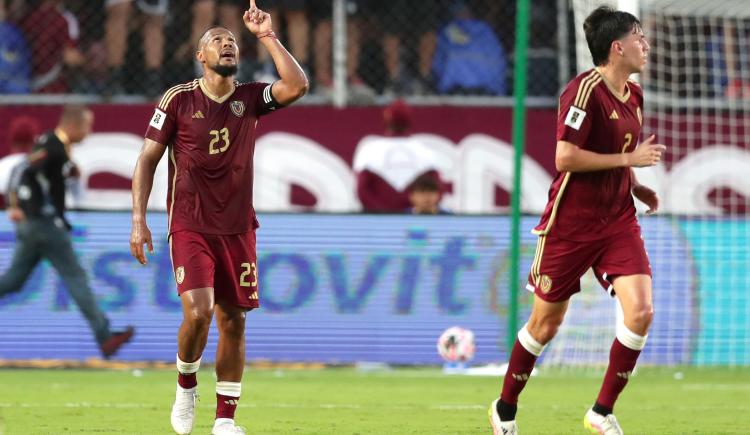 Imagen de Venezuela venció 2-0 a Bolivia, se afianzó en el repechaje y presiona a Uruguay y Colombia