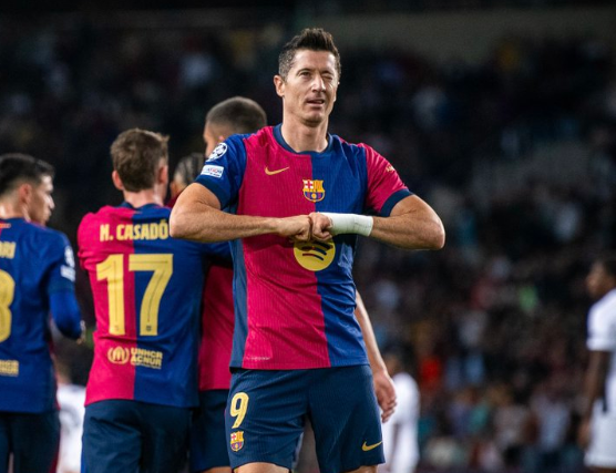 Imagen de El récord de Messi que superó Robert Lewandowski en la Champions League
