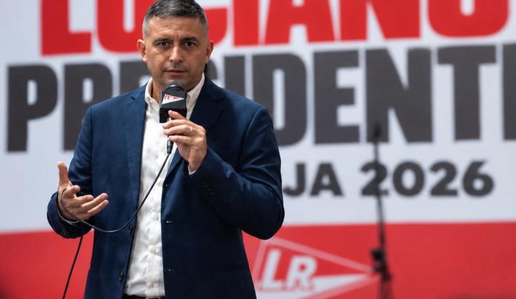 Imagen de Nakis anunció el técnico al que irá a buscar si gana las elecciones en Independiente