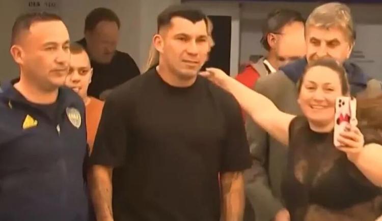 Imagen de Gary Medel llegó a Argentina y ya habló como refuerzo de Boca