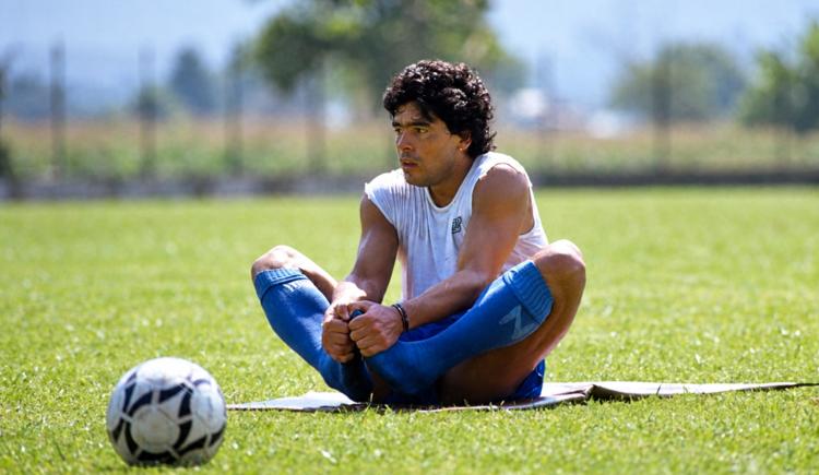Imagen de "El título se lo dedico a los que nos mataron sin piedad": el desahogo de Maradona después de México '86