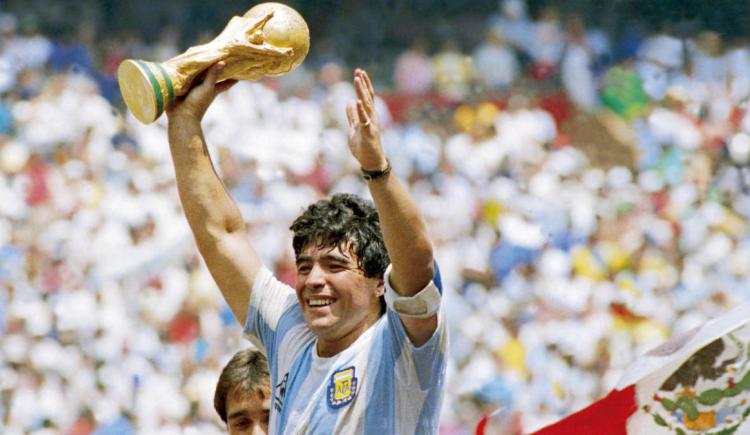 Imagen de Maradona: "Fue pagarles a nivel deportivo y humano"