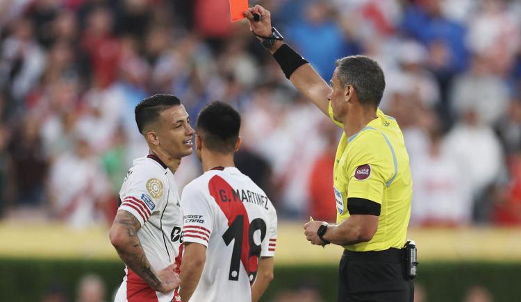 Imagen de ¿Y ahora?: Kevin Castaño expulsado y River sin mediocampo para jugar ante Inter