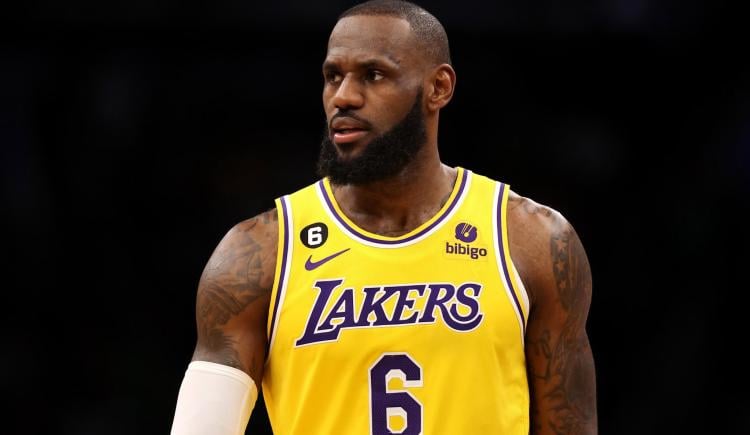 Imagen de La impactante confesión de LeBron James tras la eliminación de los Lakers de los playoffs