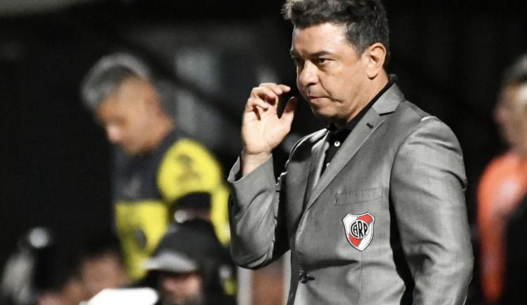 Imagen de Daño colateral: los preocupantes partes médicos de Acuña y Bustos en River