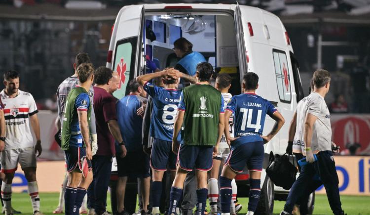 Imagen de La salud del futbolista de Nacional: mensaje del club y suspensión de la fecha en Uruguay