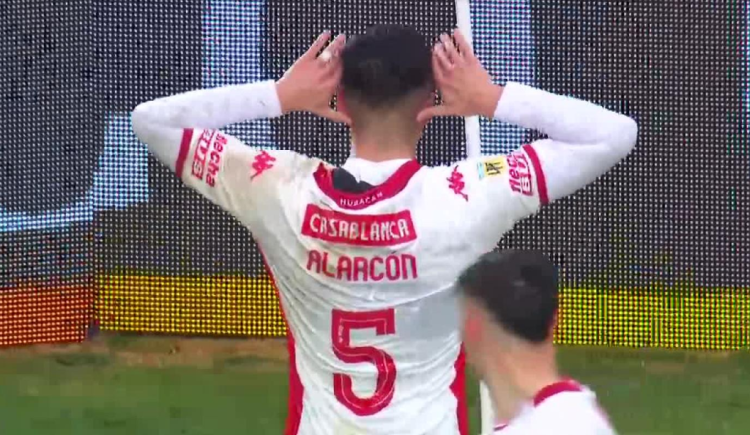 Imagen de Todos los golazos de tiro libre de Williams Alarcón