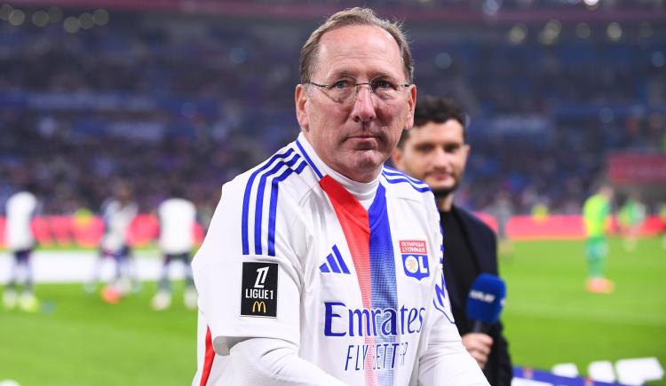 Imagen de Tiene un plan: cuál es la estrategia del propietario de Lyon para salvarlo del descenso