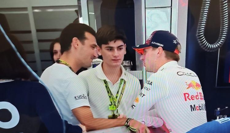 Imagen de Scaloni, en el Gran Premio de Bélgica: alentó a Colapinto, saludó a Verstappen y elogió a otro campeón