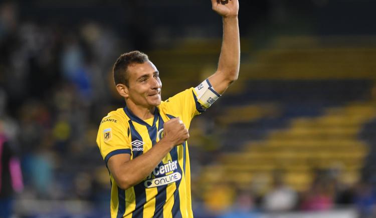 Imagen de Bombazo: Marco Ruben vuelve del retiro para un último baile con Di María en Rosario Central
