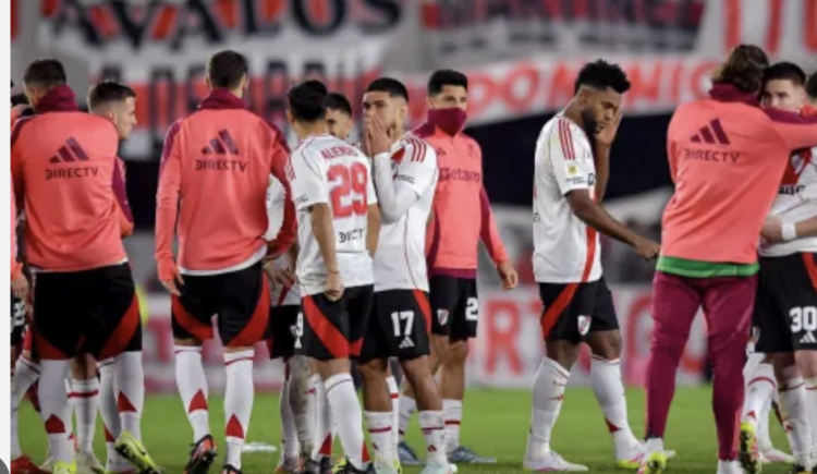 Imagen de La emotiva despedida de un jugador de River: "Volveré como un hincha más"