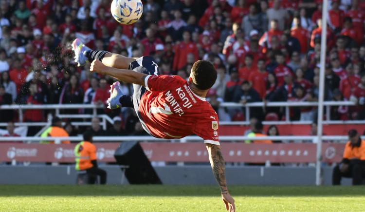 Imagen de Directo al Puskas: el gol imposible de Santiago Montiel para Independiente