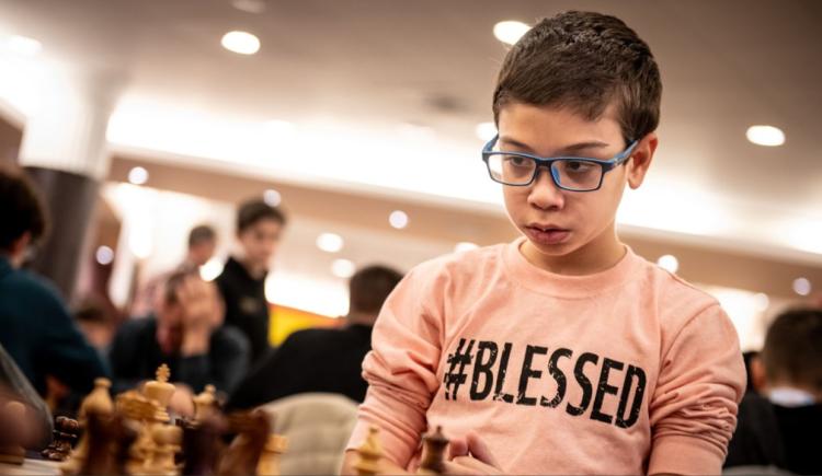 Imagen de El Pibe de Oro lo hizo de nuevo: otra hazaña del niño prodigio del ajedrez