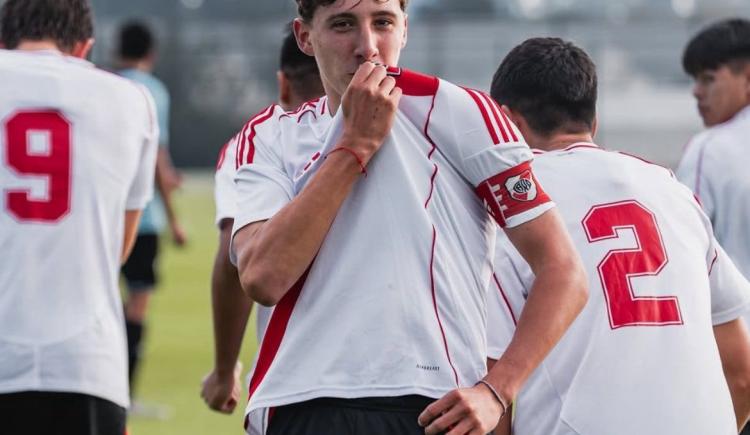 Imagen de La drástica medida de la AFA que pone en jaque el sueño de la Selección para los juveniles que elijan el "escape" legal