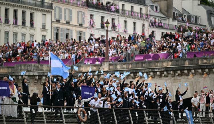 Imagen de El desfile de la delegación Argentina en París 2024
