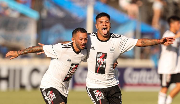 Imagen de Riestra sufrió más de la cuenta pero avanzó en la Copa Argentina