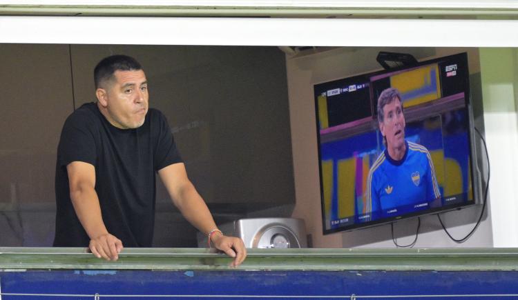 Imagen de Un reciente anhelo de Riquelme renovó contrato con su club