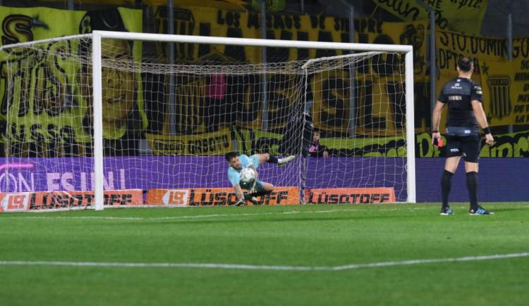Imagen de Temperley dio un paso más y sueña en grande en la Copa Argentina