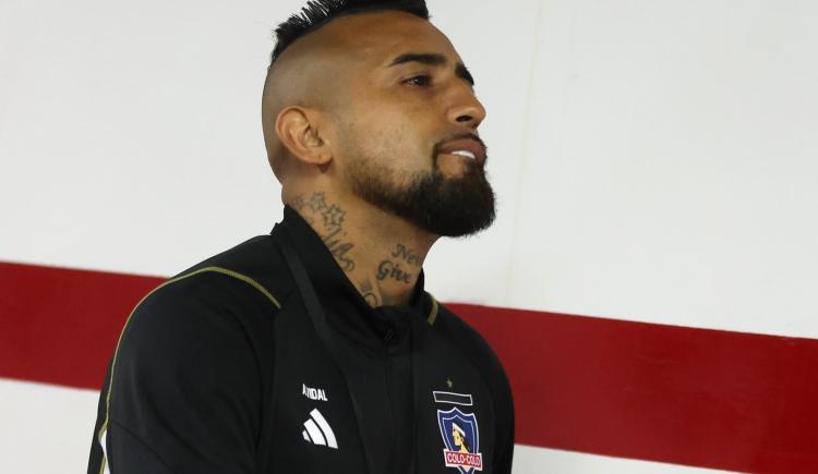 Imagen de El polémico gesto de Arturo Vidal a los hinchas de River