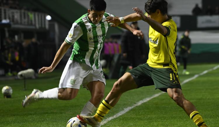Imagen de Defensa y Justicia no pudo ante Banfield en el reestreno de Mariano Soso