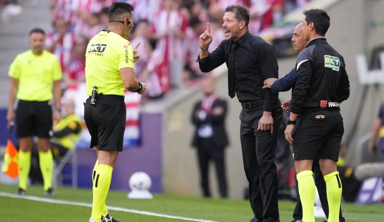 Imagen de "Hay que tener respeto": la tajante respuesta del Cholo Simeone a Mourinho tras el escándalo en el derbi