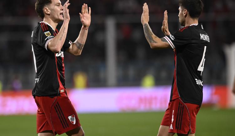 Imagen de River goleó en Córdoba por estos tantos de Colidio, Galoppo y el doblete de Lencina