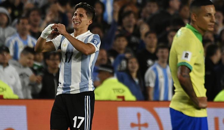 Imagen de La Selección, de generación en generación: Simeone liquidó el clásico
