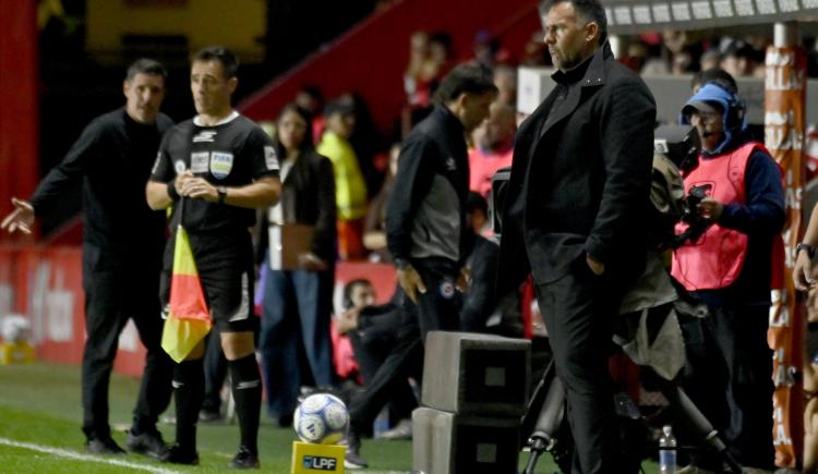 Imagen de Cómo quedó el ranking de los técnicos con más tiempo en el cargo tras la salida de Diego Dabove